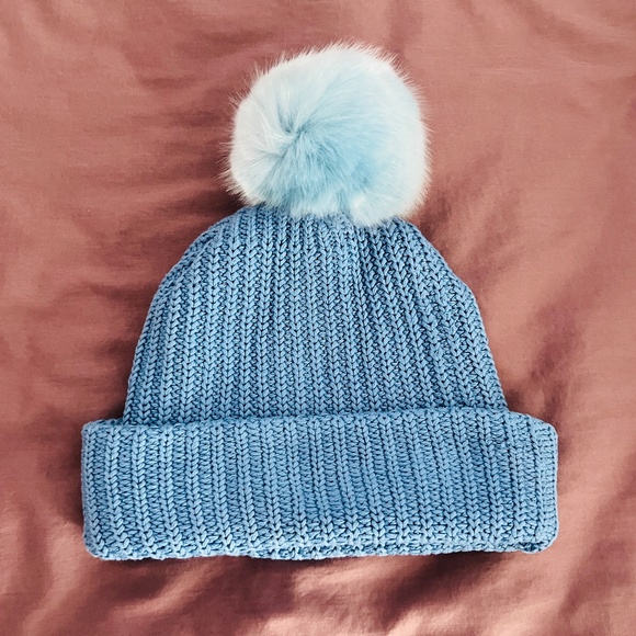 Disney x Love Your Melon - Preloved Disney Princess Cinderella, w/ Pom Pom - Picture 2 of 4